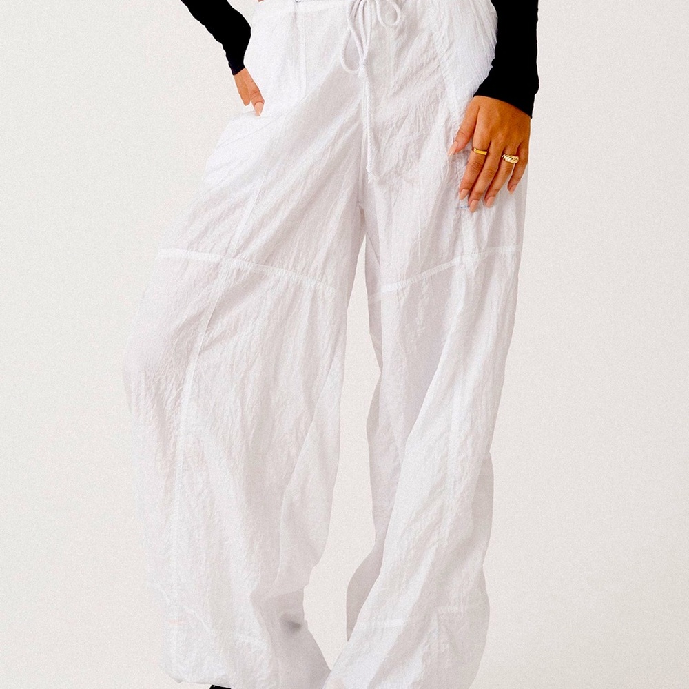 MOTEL X OLIVIA NEILL PHIL TROUSER IN PARACHUTE IVORY